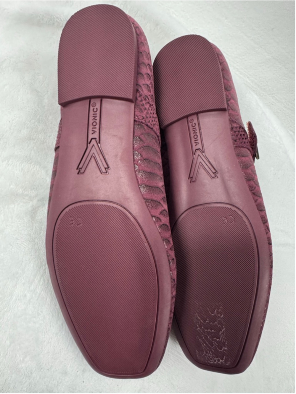 Vionic Alameda Croc Mary Jane Flats Cherry Jubilee Size 8 - Picture 6 of 10